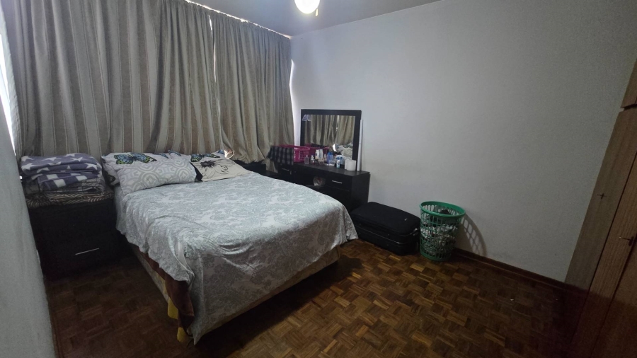 1 Bedroom Property for Sale in Oakdale Western Cape